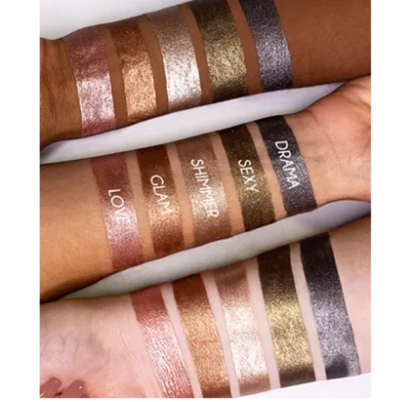 🍭3/$25🍭GIRLACTIK Metallic Sparkle Eye Shadow in GLAM - Picture 4 of 6